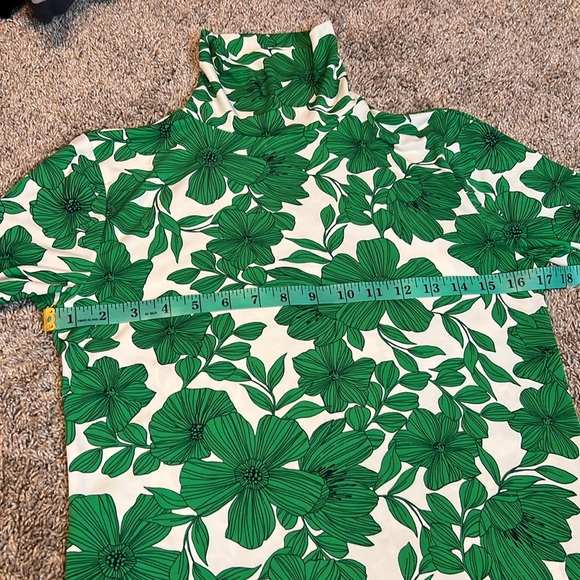 NWOT J.Crew Matte Jersey Turtleneck Kelly Green Botanical Print Size Medium - Picture 10 of 10